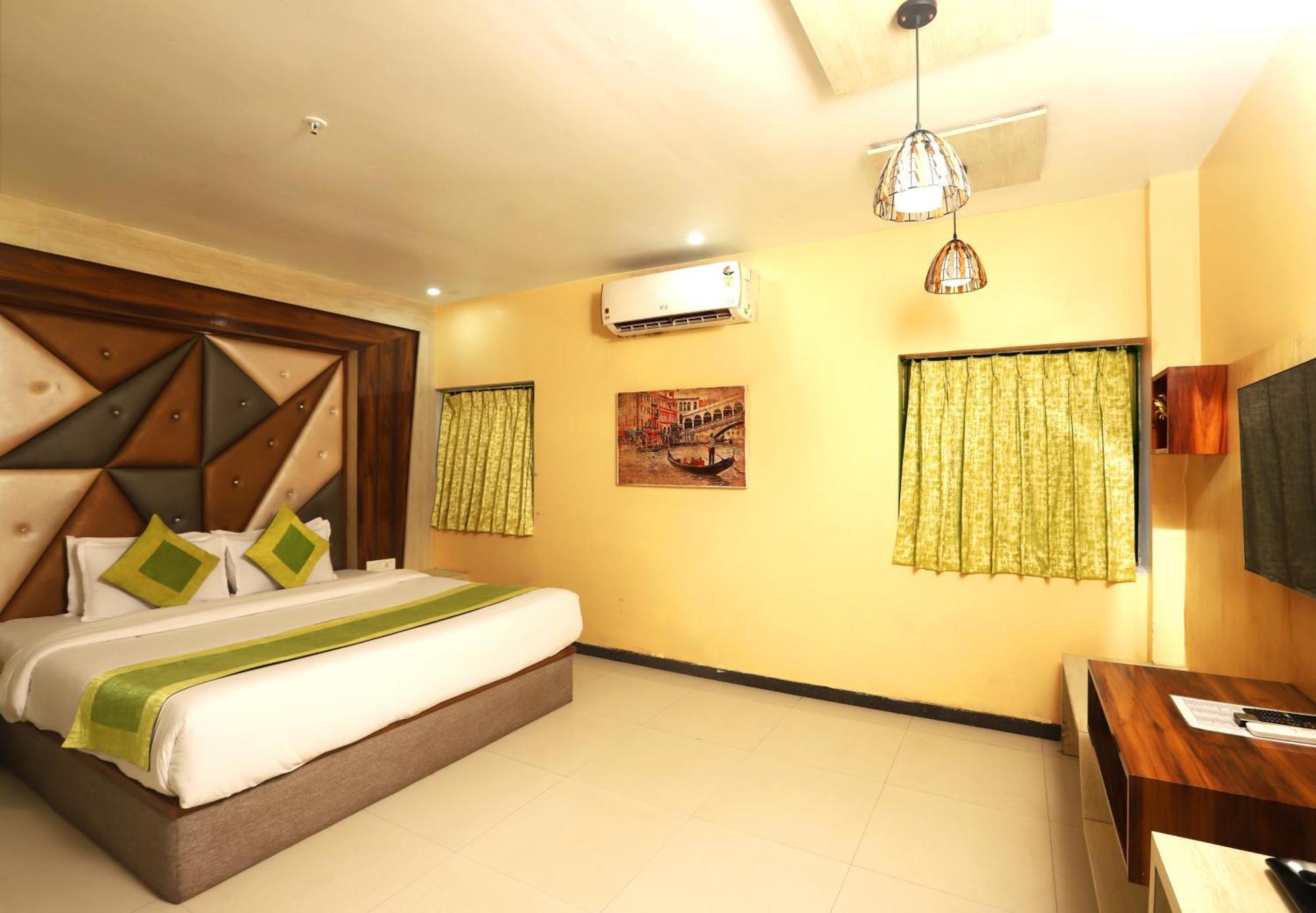 Hotel Elite Continental- Near Mumbai International Airport Andheri East エクステリア 写真