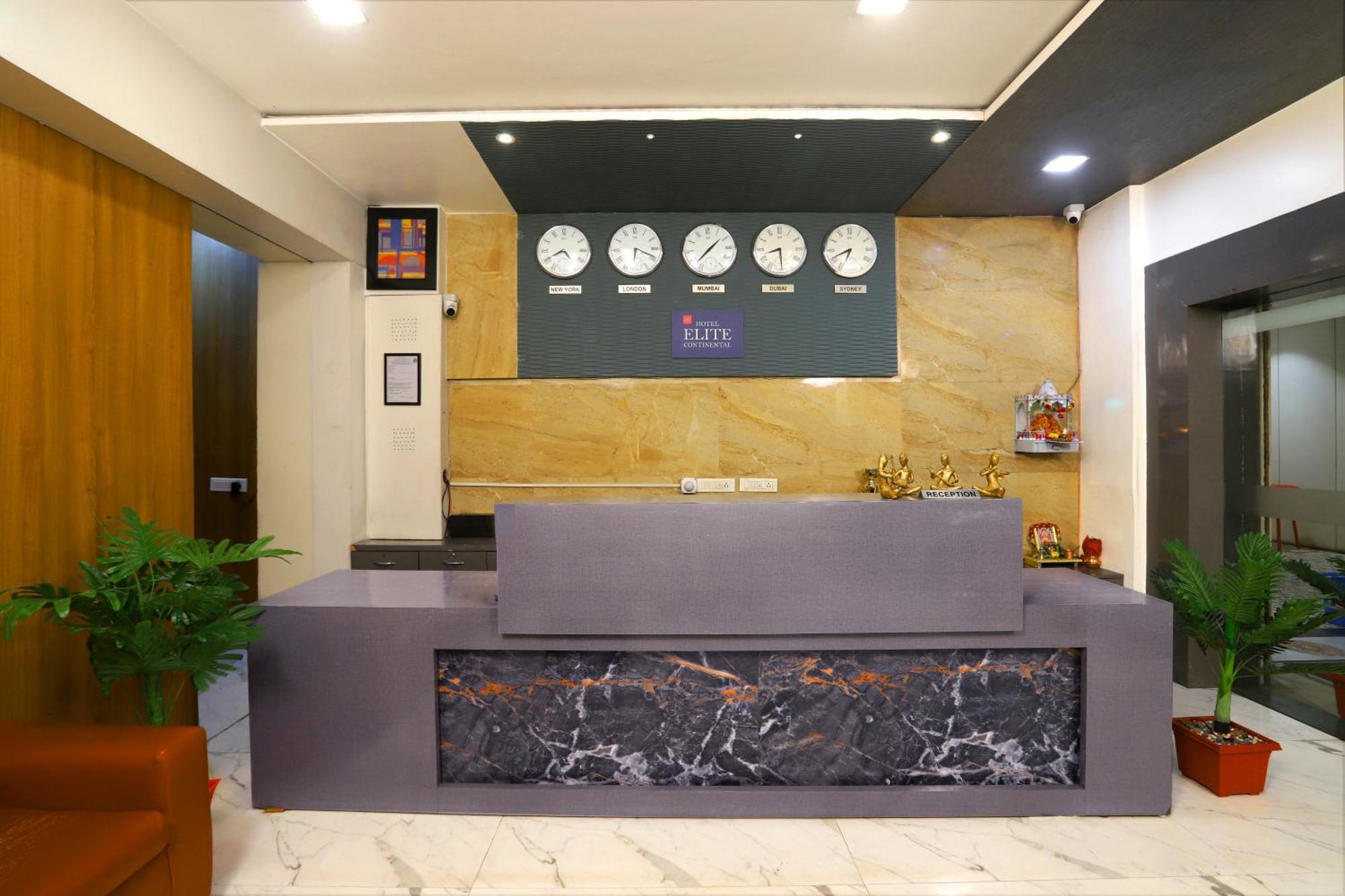 Hotel Elite Continental- Near Mumbai International Airport Andheri East エクステリア 写真
