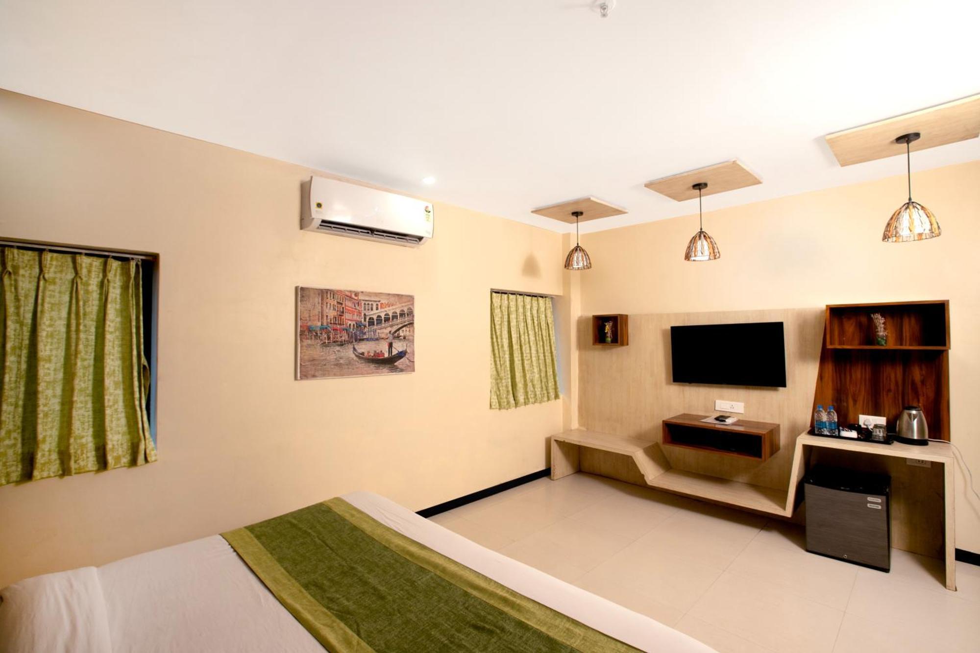 Hotel Elite Continental- Near Mumbai International Airport Andheri East エクステリア 写真