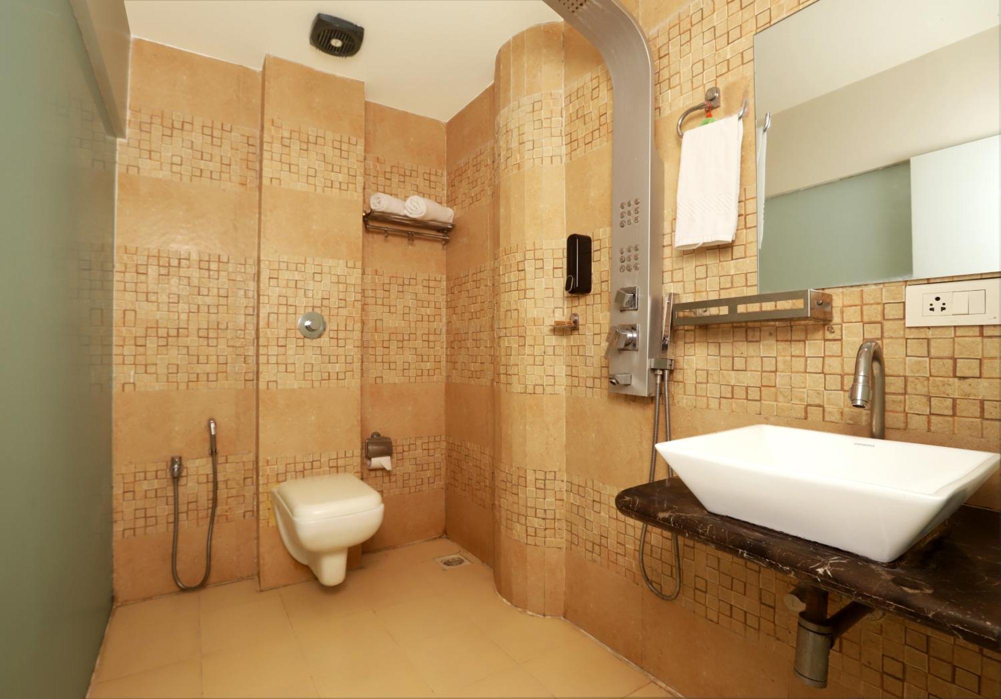 Hotel Elite Continental- Near Mumbai International Airport Andheri East エクステリア 写真