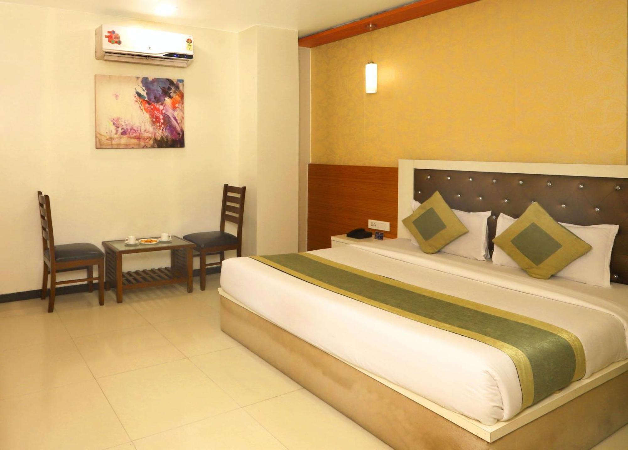 Hotel Elite Continental- Near Mumbai International Airport Andheri East エクステリア 写真